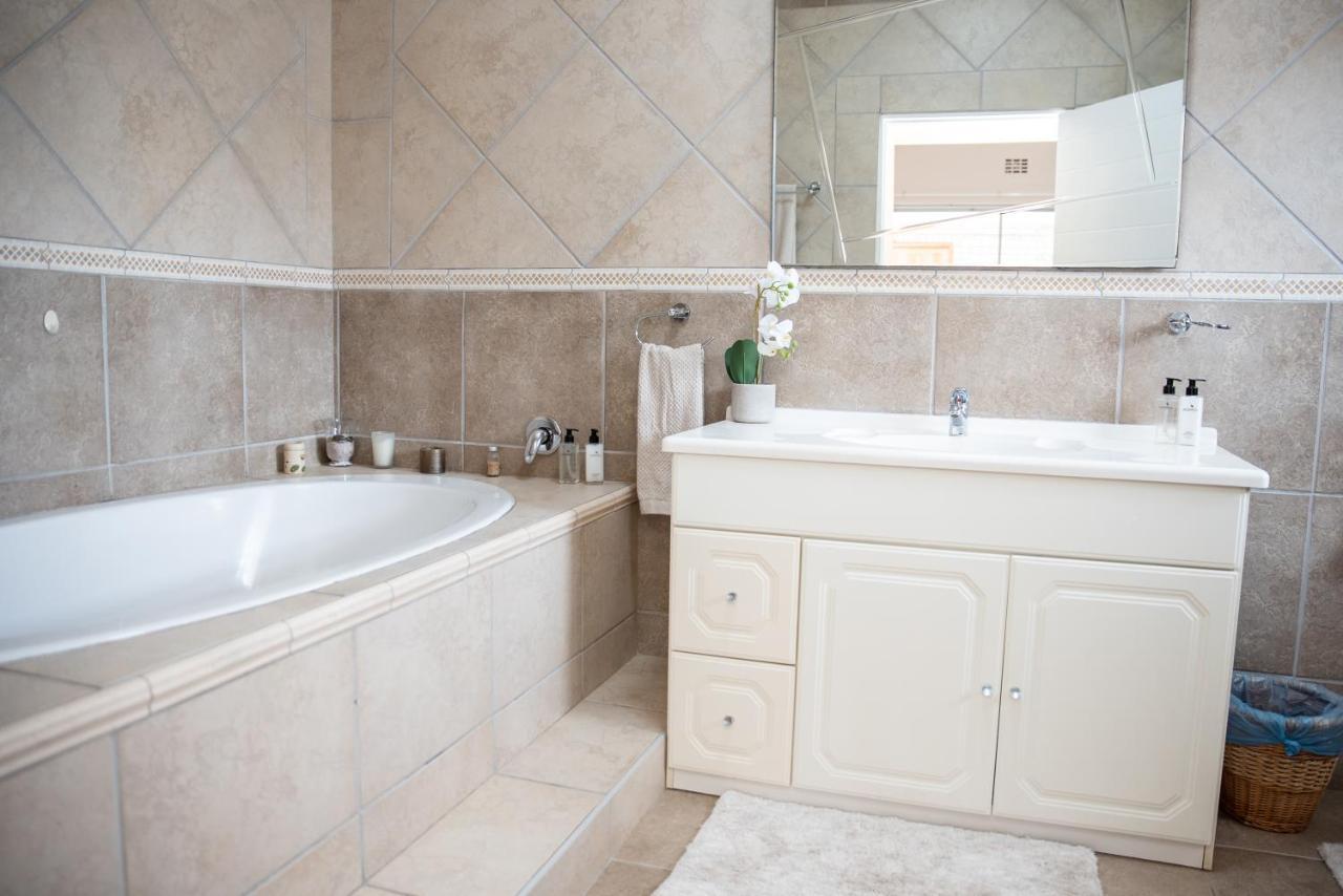 Settle Inn Self Catering Units Colchester Ngoại thất bức ảnh
